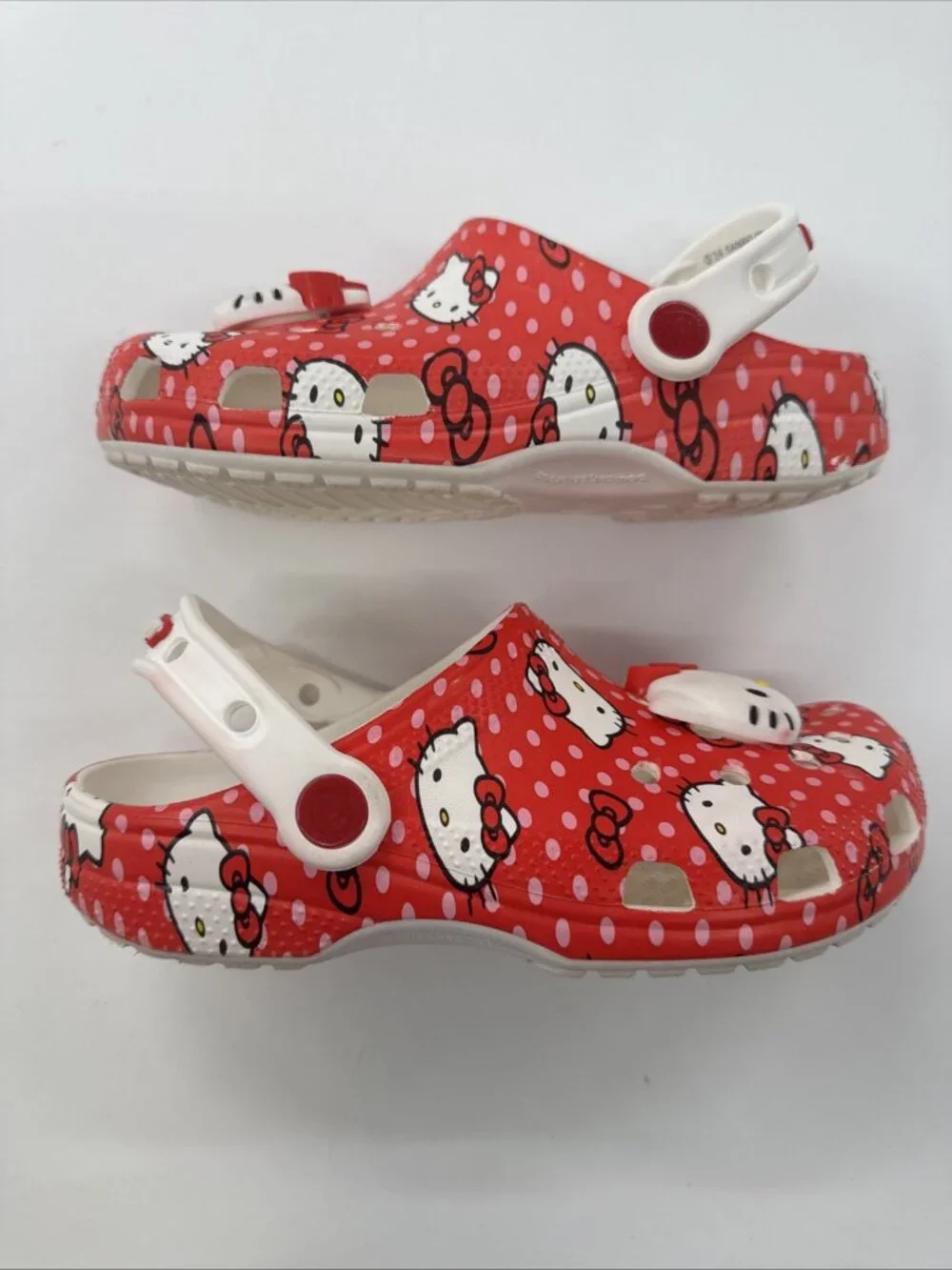 Crocs Hello Kitty Clogs Kids Girls Youth 3 J3 Red Pink with Bow Jibbitz Shoes